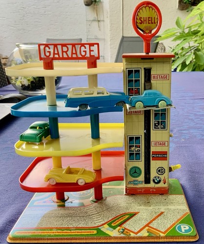 Shell parkhaus mit federlift - parkhaus,