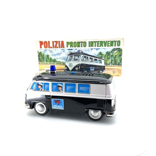 Yone police bus 715 im - vw,
