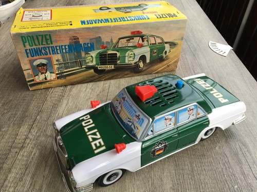 Blech polizeiauto mercedes - polizeiauto,