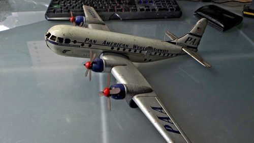 Gama boeing 377 - gama,
