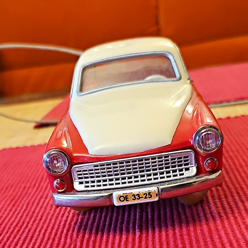 Ddr spielzeugauto wartburg 311 - spielzeugauto,